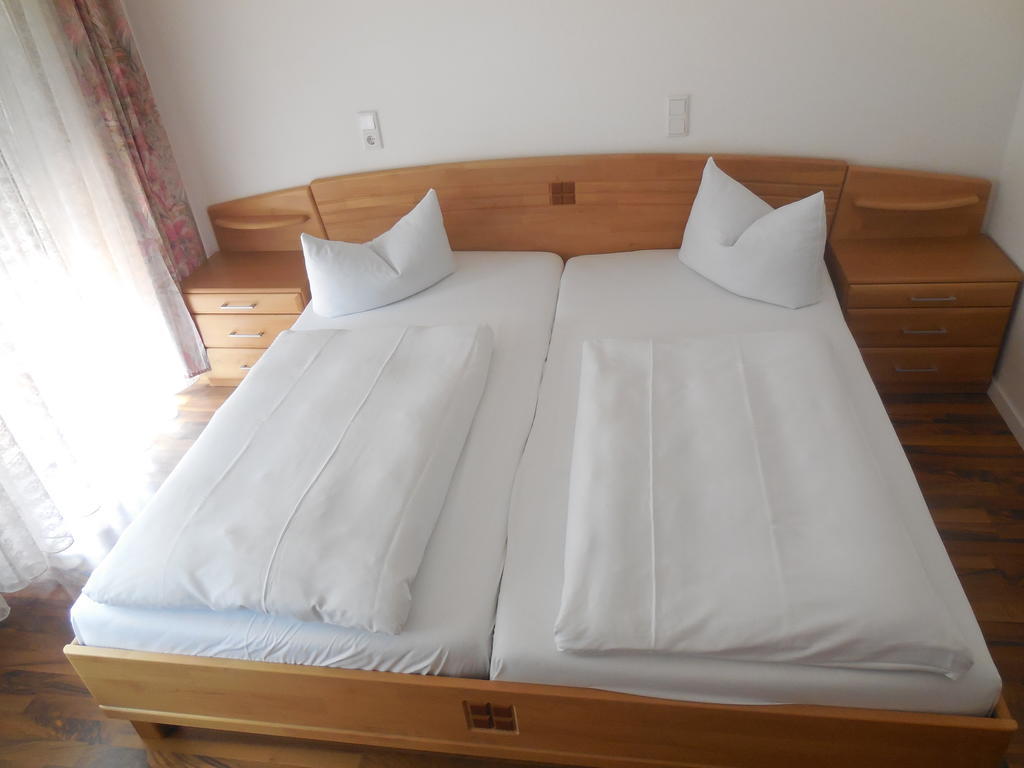 Hotel Garni Am Hechenberg Mainz Quarto foto
